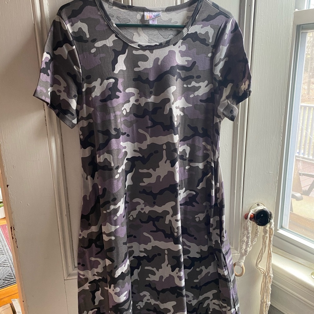 Lula Roe Jessie Dress, Medium